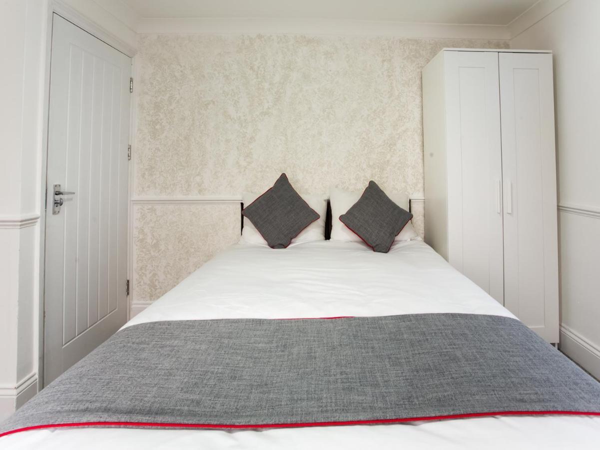 Oyo Brunel Hotel Uxbridge Eksteriør billede
