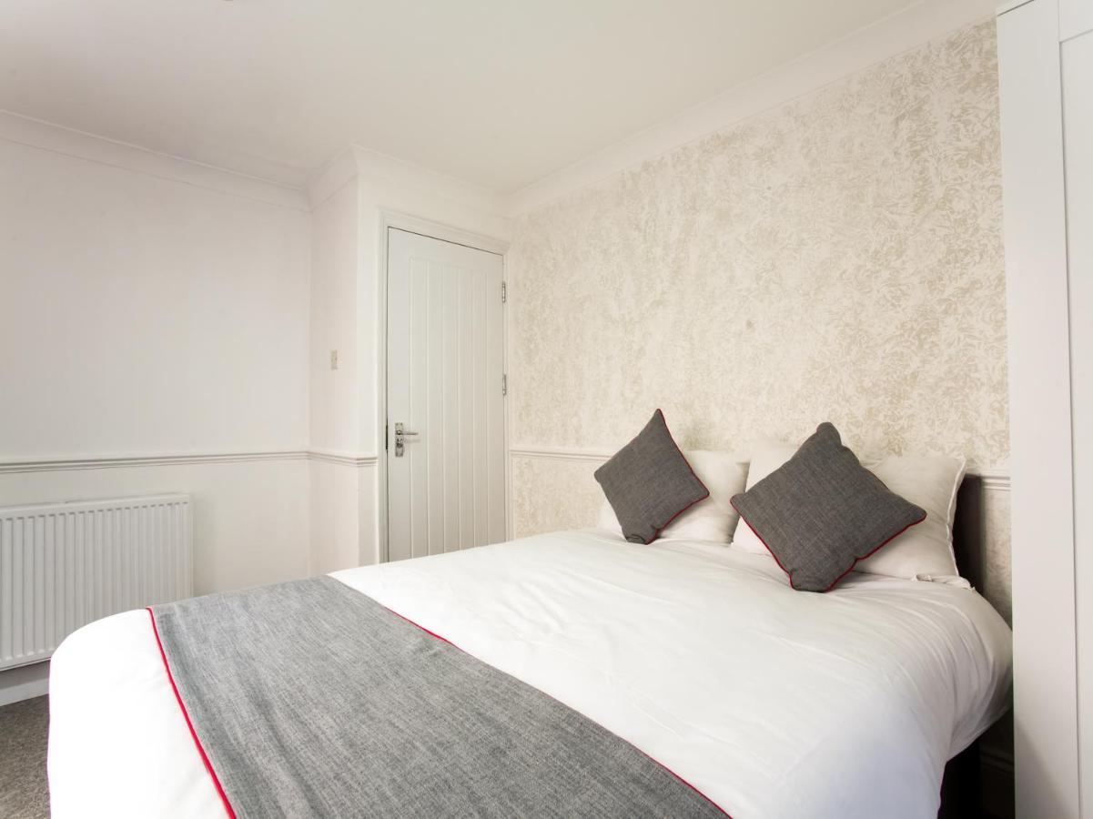 Oyo Brunel Hotel Uxbridge Eksteriør billede