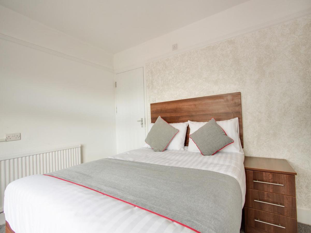 Oyo Brunel Hotel Uxbridge Eksteriør billede
