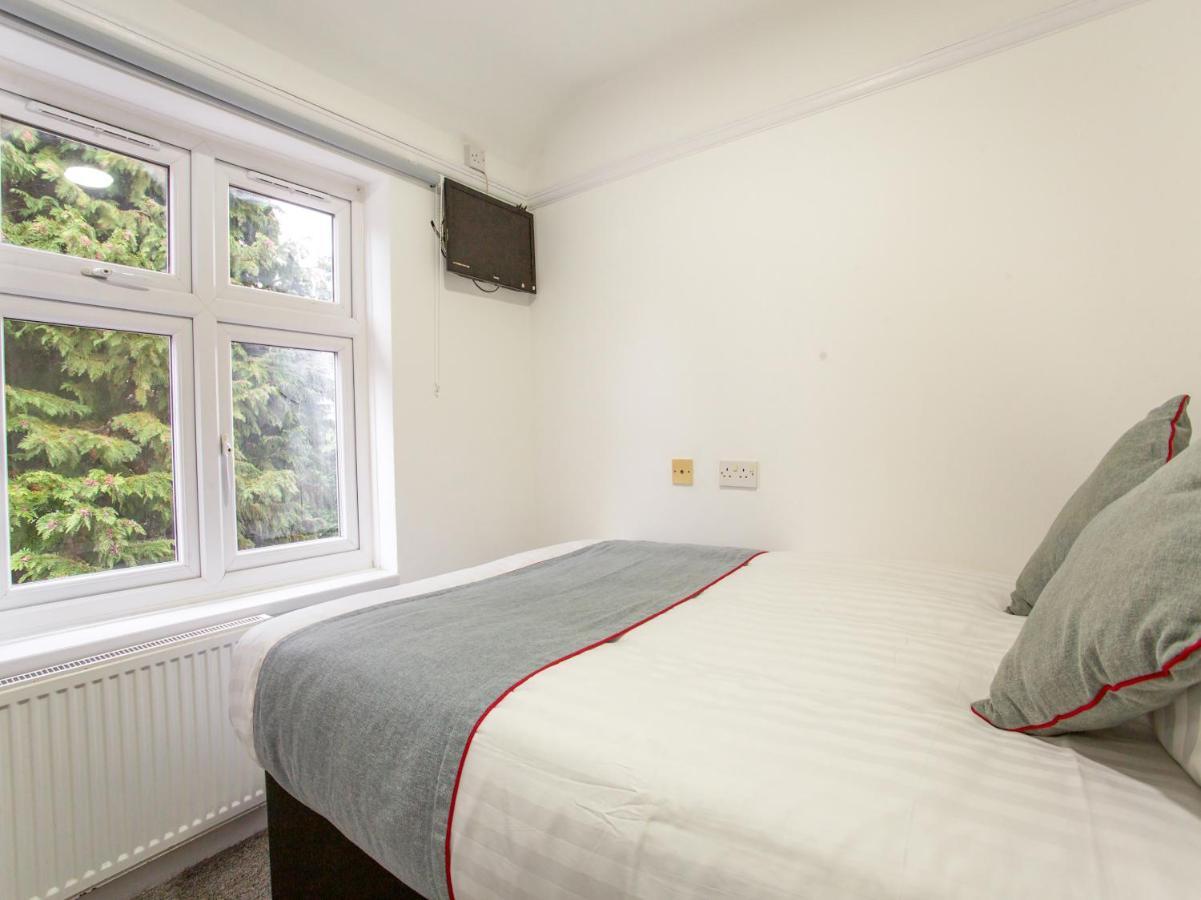 Oyo Brunel Hotel Uxbridge Eksteriør billede